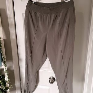 Lululemon Wanderer Jogger